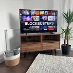 Luxury Minster Penthouse - Free Gym & Parking דירה