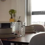 Luxury Minster Penthouse - Free Gym & Parking דירה יורק