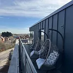 דירה Luxury Minster Penthouse - Free Gym & Parking *