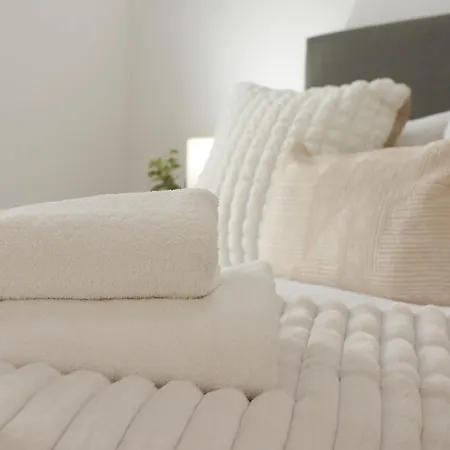 Apartamento Luxury Minster Penthouse - Free Gym & Parking *