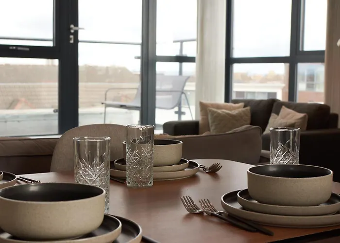 Luxury Minster Penthouse - Free Gym & Parking *