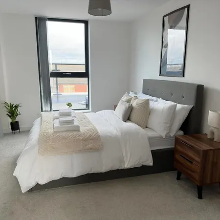 Luxury Minster Penthouse - Free Gym & Parking * York