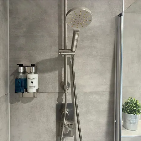 Luxury Minster Penthouse - Free Gym & Parking Apartment York