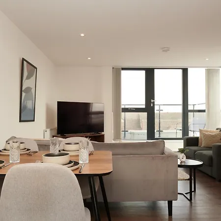 Luxury Minster Penthouse - Free Gym & Parking * York